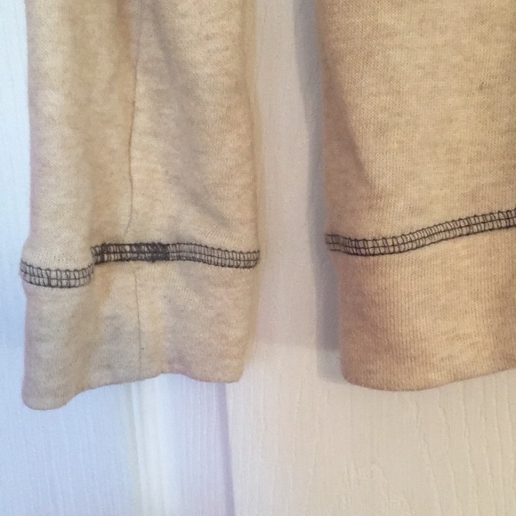 Colorful Design Sweater - Picture 4 of 5